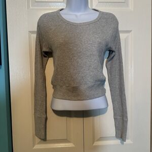 Offline Aerie Grey Thermal Thumbs-Up Shirt Size Small‎